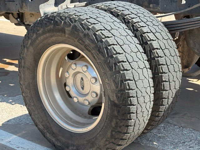 Used 2023 Ford F350 XL AWD/4WD image 7