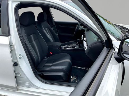 Used 2023 Honda Civic Sport image 27