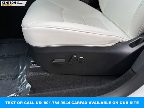 Used 2023 Tesla Model Y Long Range image 28