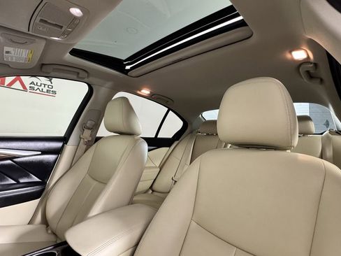 Used 2019 INFINITI Q50 Luxe w/ Essential Package (3.0T Luxe) RWD image 15