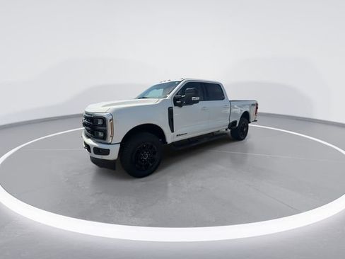 Used 2024 Ford F350 Lariat w/ Lariat Ultimate Package AWD/4WD image 4