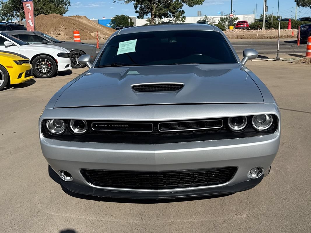 Used 2020 Dodge Challenger R/T RWD image 2