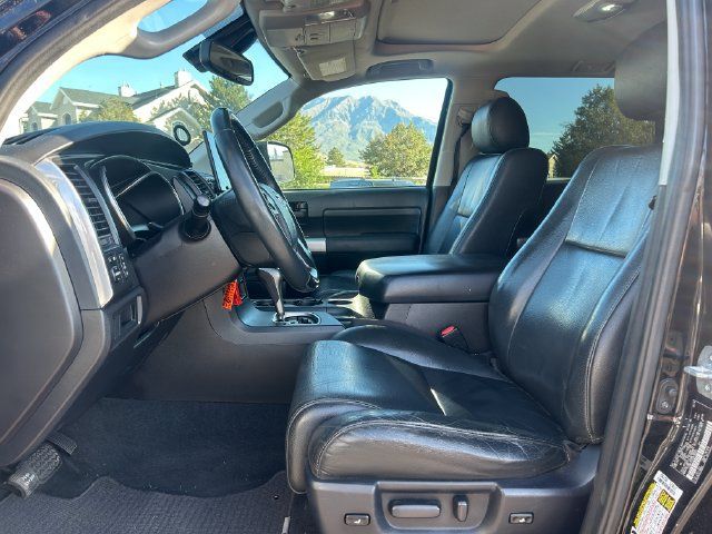 Used 2019 Toyota Sequoia TRD Sport w/ TRD Sport Premium Package AWD/4WD image 25