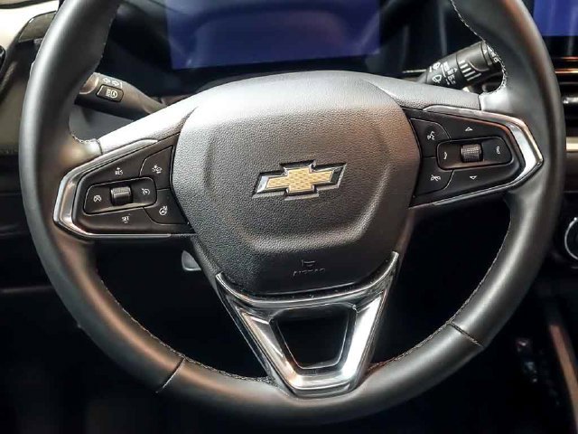 Used 2026 Chevrolet TrailBlazer LT w/ Convenience Package FWD image 19