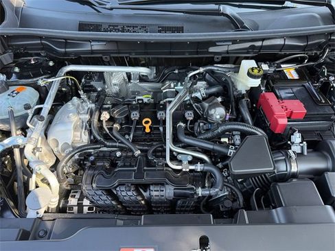 New 2025 Mitsubishi Outlander SE image 28