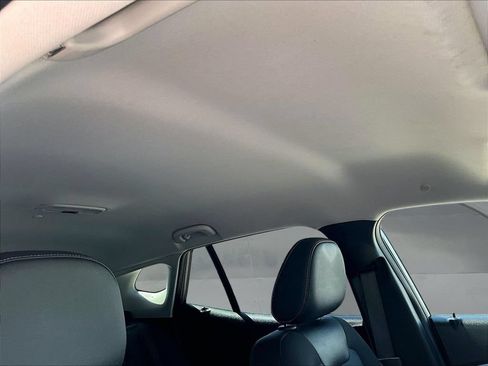 Used 2025 Chevrolet Trax LT w/ LT Convenience Package FWD image 29