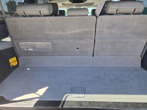 Used 2016 Toyota Sequoia Platinum image 28