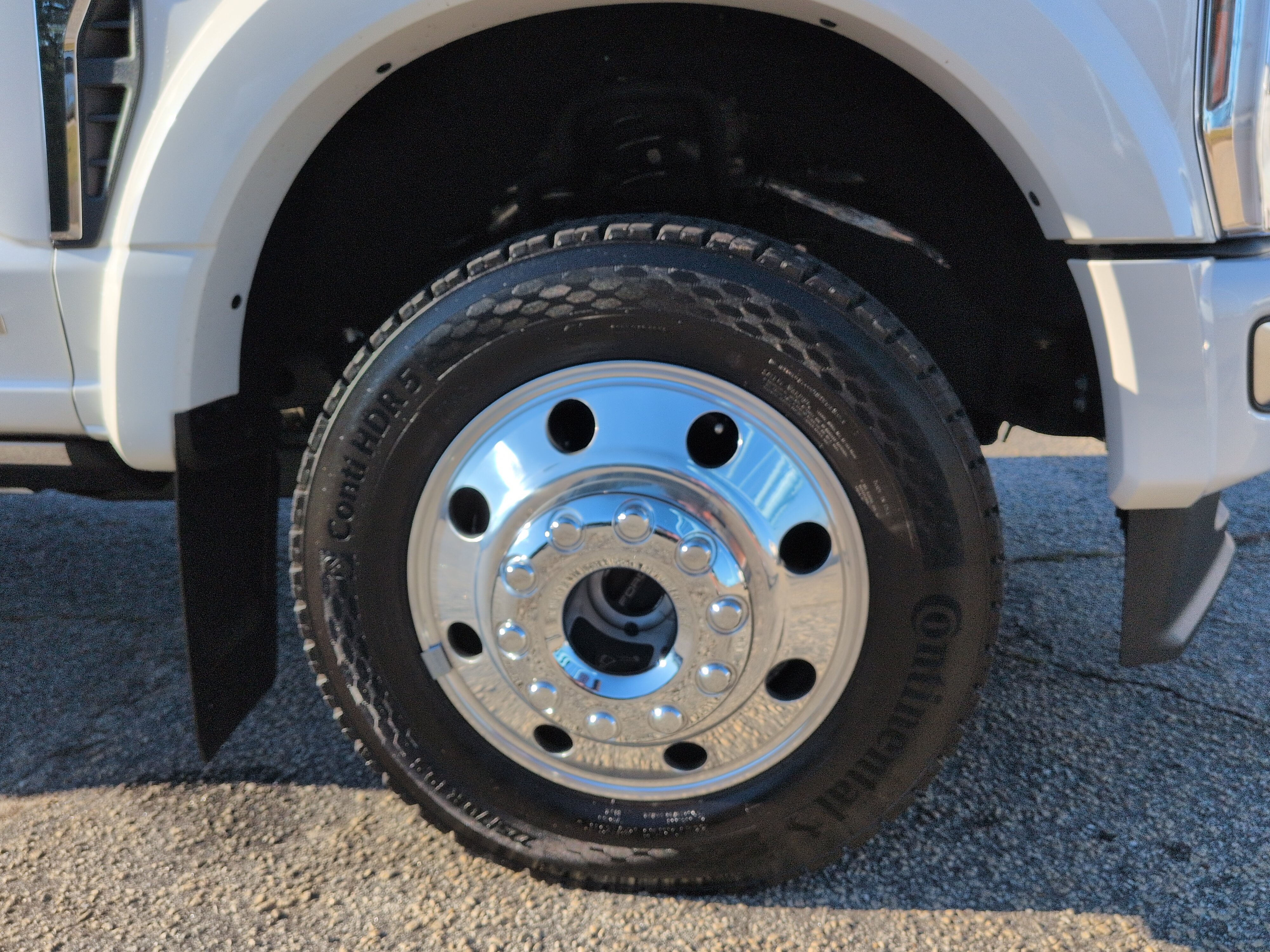 Used 2026 Ford F450 Platinum w/ Platinum Plus Package AWD/4WD image 9