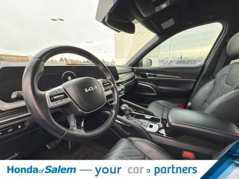 Used 2023 Kia Telluride SX X-Line image 2