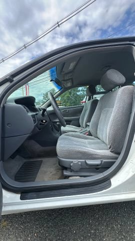 Used 2000 Toyota Camry LE FWD image 11