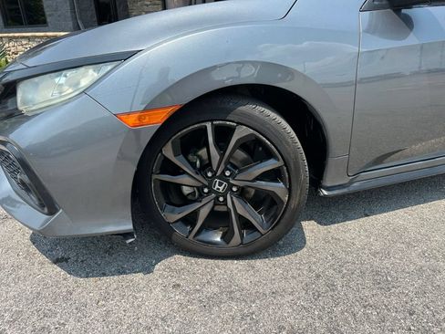 Used 2018 Honda Civic Sport image 29