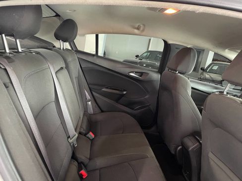 Used 2017 Chevrolet Cruze LT w/ Convenience Package image 22