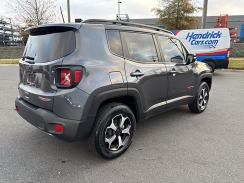 Used 2022 Jeep Renegade Trailhawk image 9