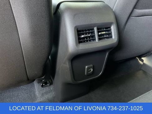 Certified 2024 Chevrolet Equinox LT w/ LPO, Floor Liner Package FWD image 20