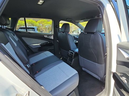 Certified 2023 Volkswagen ID.4 Pro RWD image 11
