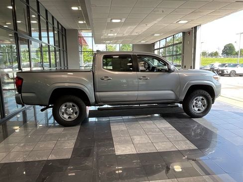 Used 2019 Toyota Tacoma SR w/ SR Convenience Package RWD image 5