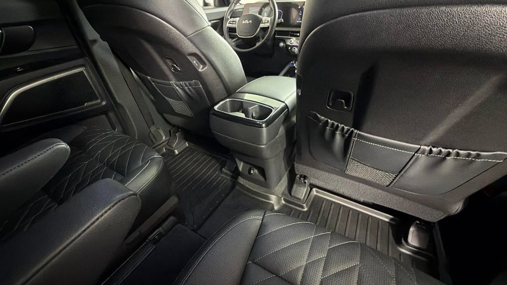 Used 2024 Kia Telluride EX X-Line AWD/4WD image 34