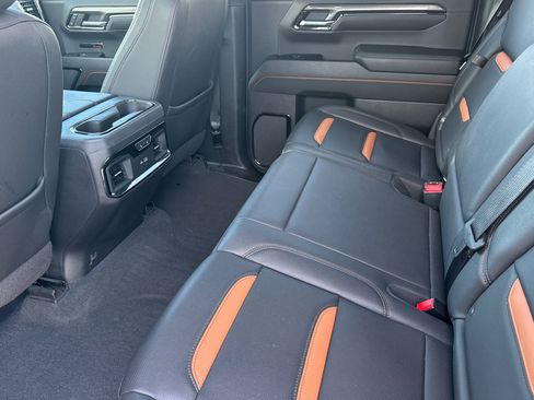 Used 2022 GMC Sierra 1500 AT4 w/ AT4 Premium Package image 14