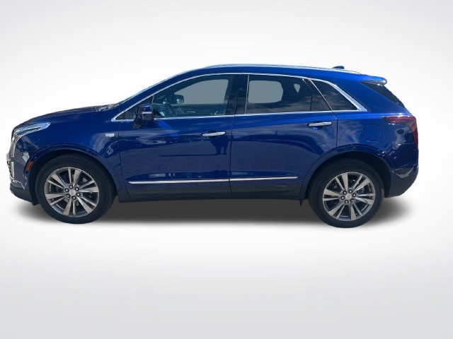 Used 2023 Cadillac XT5 Premium Luxury AWD/4WD image 2