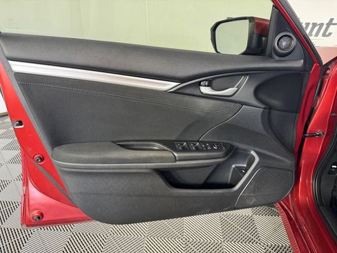 Used 2019 Honda Civic EX image 13