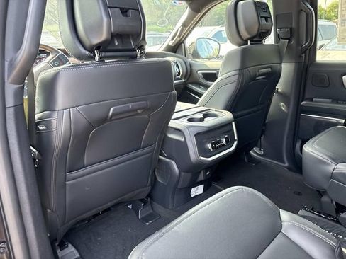 New 2027 Ford Expedition Max Platinum w/ Stealth Performance Package AWD/4WD image 17
