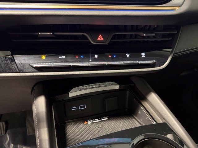 Certified 2026 Buick Envision Avenir AWD/4WD image 24