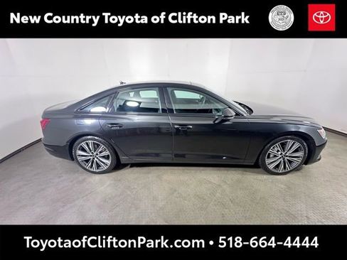 Used 2021 Audi A6 2.0T Premium image 2