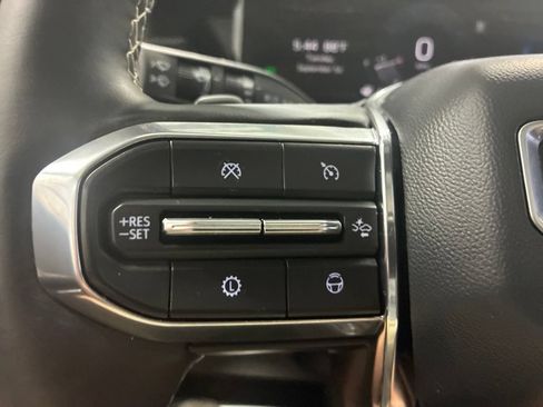 Used 2024 GMC Acadia Denali w/ Super Cruise Package FWD image 22