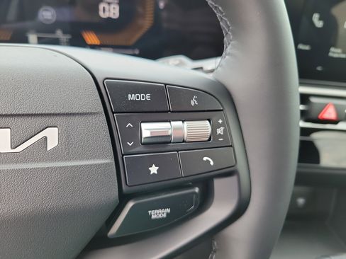 New 2026 Kia Sportage LX AWD/4WD image 16