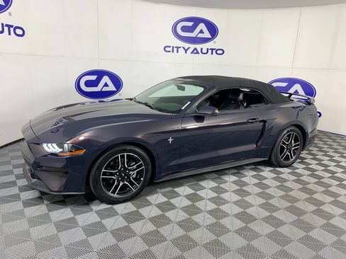 Used 2018 Ford Mustang Premium RWD image 7