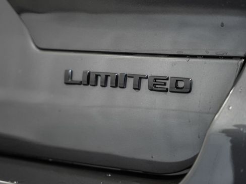 New 2025 Jeep Grand Cherokee L Limited w/ Luxury Tech Group II image 8