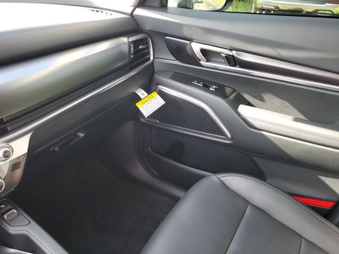 New 2025 Kia Telluride S image 22