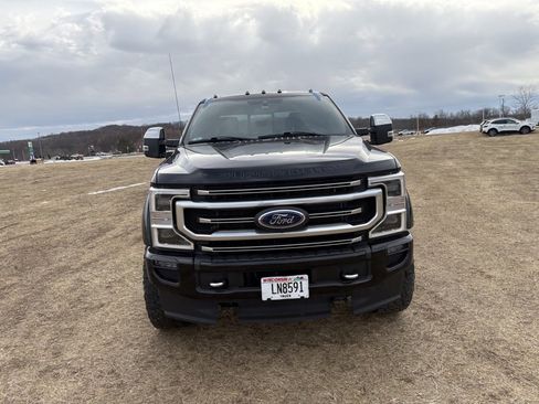 Used 2021 Ford F350 Platinum image 3