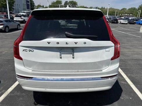 Used 2024 Volvo XC90 T8 Ultimate w/ Protection Package Premier AWD/4WD image 4