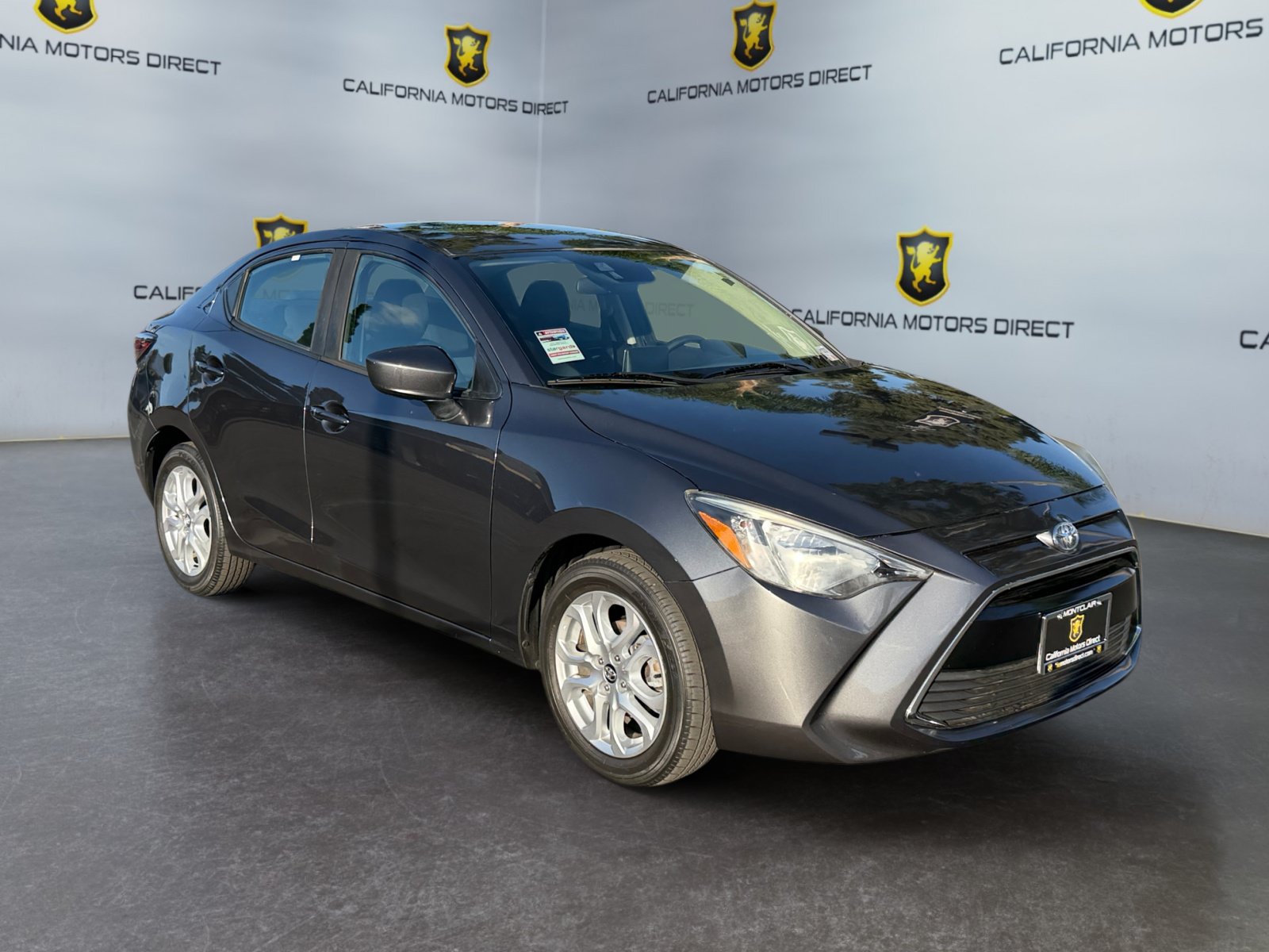 Used 2017 Toyota Yaris iA FWD image 7
