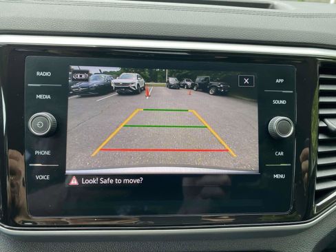 Certified 2023 Volkswagen Atlas SE AWD/4WD image 16