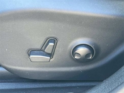 Used 2023 Jeep Cherokee Altitude Lux image 26