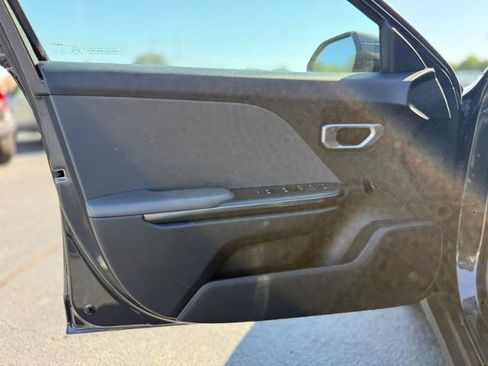 Used 2025 Kia K4 FWD image 5