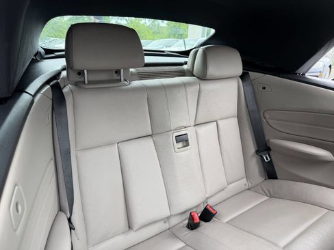 Used 2012 BMW 128i Convertible RWD image 21