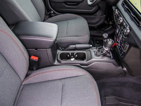 New 2026 Jeep Wrangler Unlimited Rubicon w/ Safety Group image 14