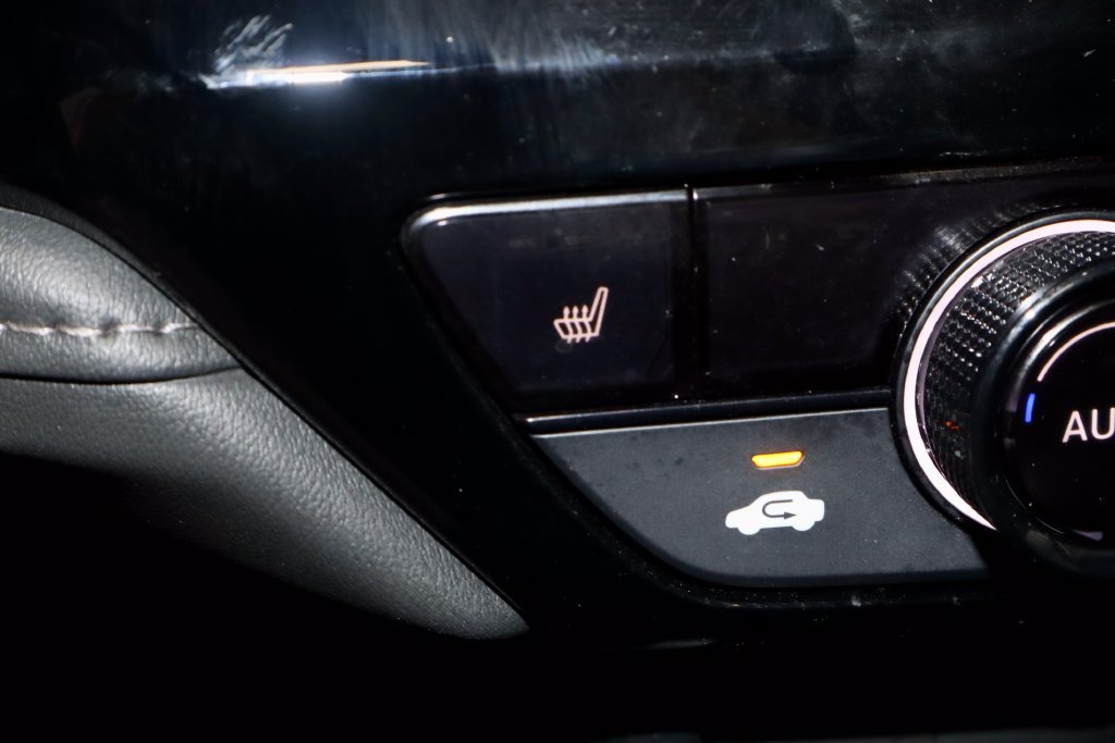 Used 2023 Honda Accord EX-L image 4