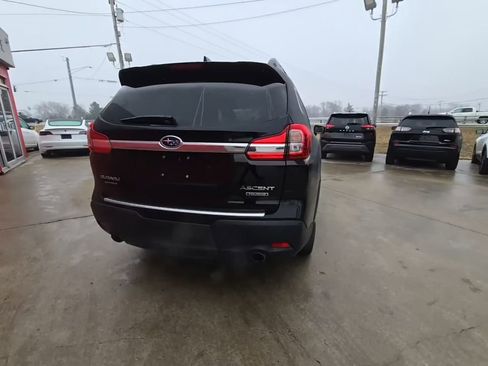 Used 2019 Subaru Ascent Touring image 9