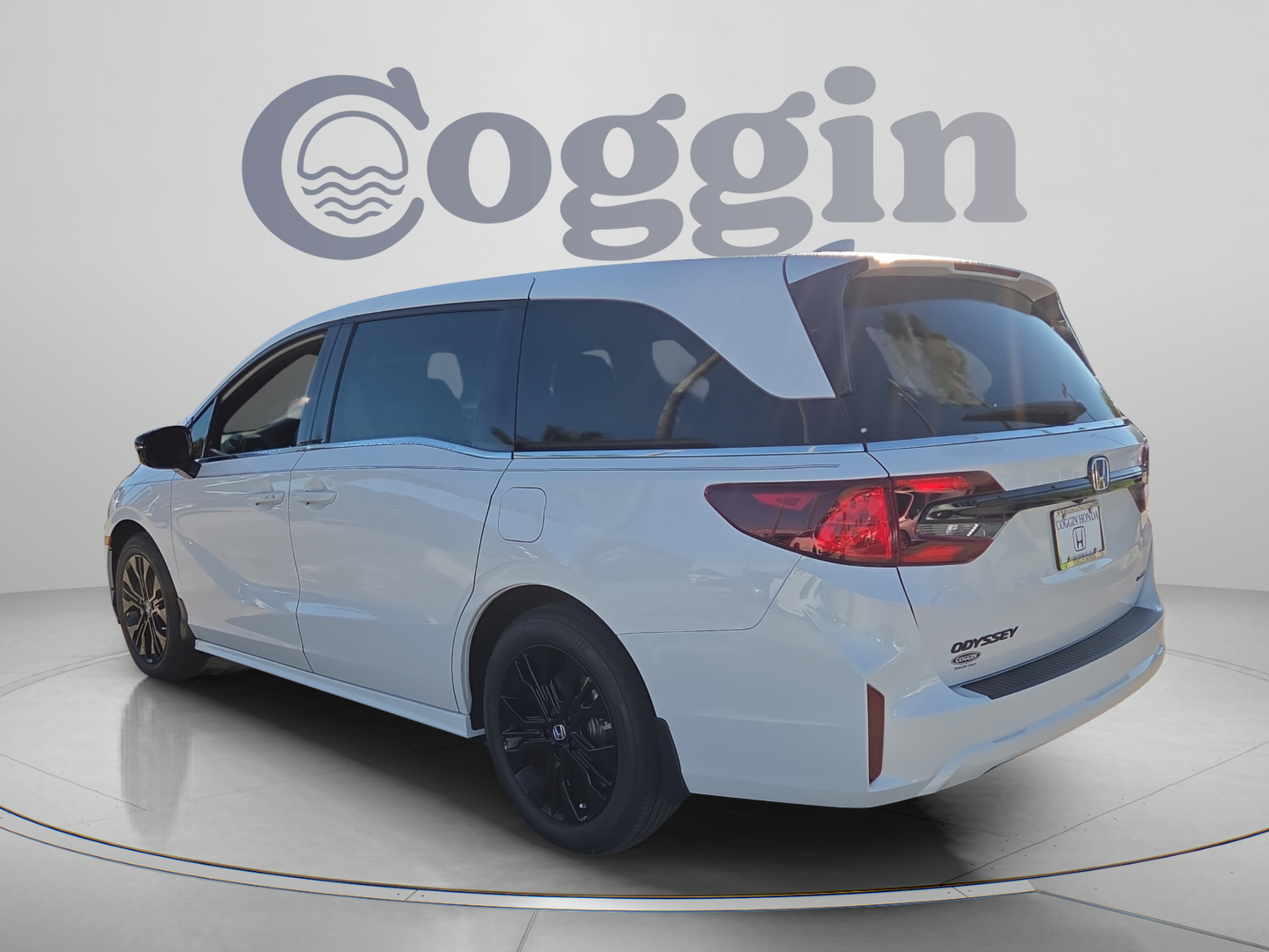 New 2027 Honda Odyssey Sport-L image 3
