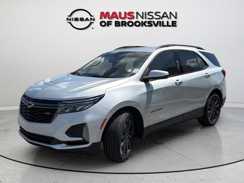 Used 2022 Chevrolet Equinox RS w/ RS Leather Package FWD image 4