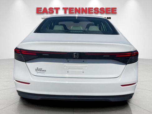 Used 2023 Honda Accord EX image 4