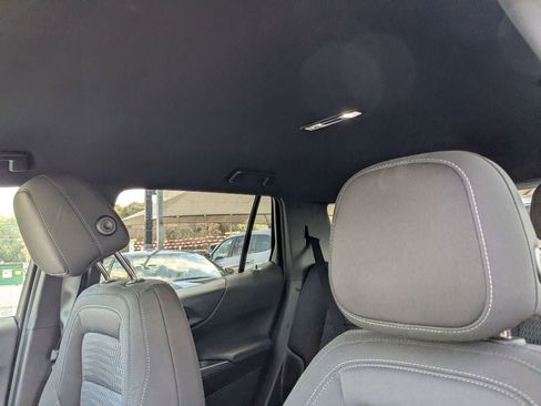 Used 2025 Chevrolet Equinox LT image 27