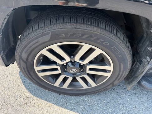 Used 2017 Toyota 4Runner Limited AWD/4WD image 7