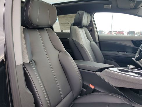 New 2026 Cadillac Optiq Sport 1 image 30