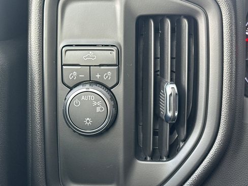 Used 2026 Chevrolet Silverado 1500 Custom w/ Turbomax Blackout Package image 39
