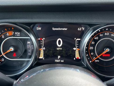 Used 2023 Jeep Wrangler High Altitude image 29